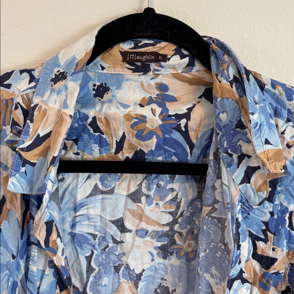 J. McLaughlin Women’s XL button down long sleeve cotton shirt